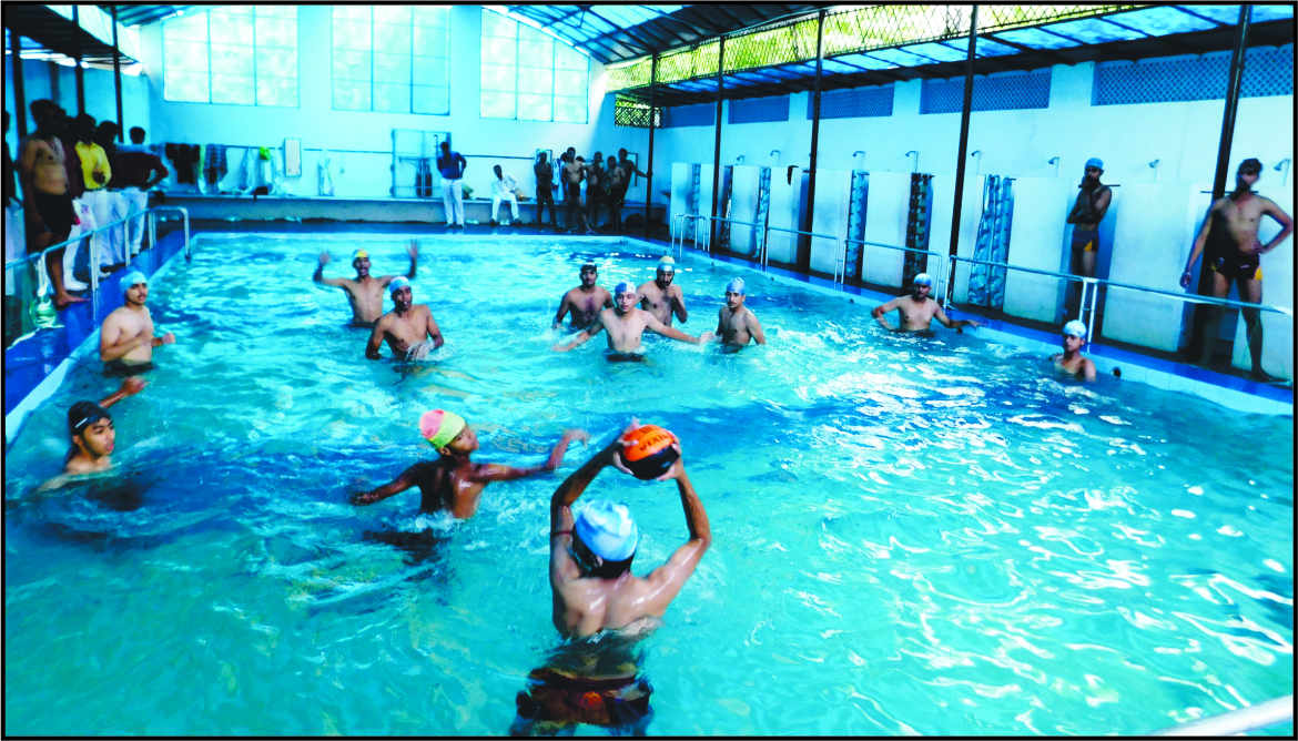 SWIMMING POOL